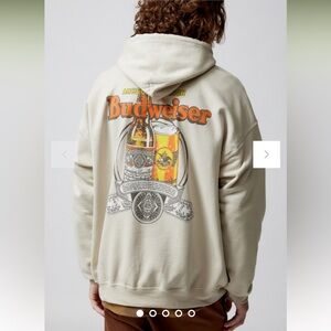 NWT UO BUDWEISER Classic Hoodie Sweatshirt Size Large